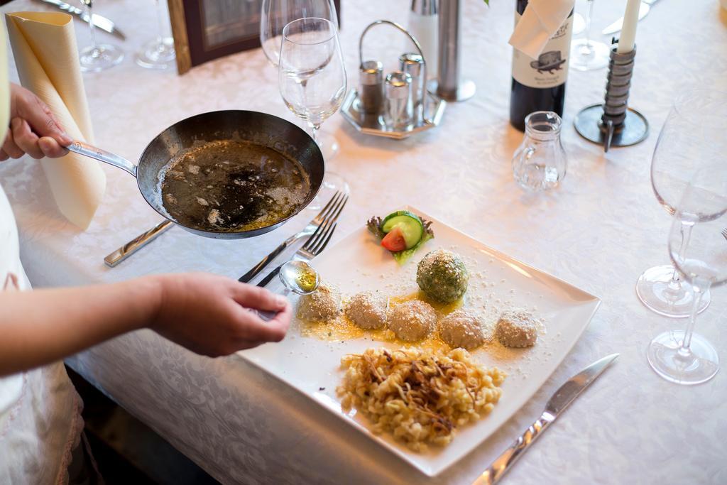 Alfonsstueberl - Ferienwohnungen & Restaurant インナーヴィルグラーテン エクステリア 写真